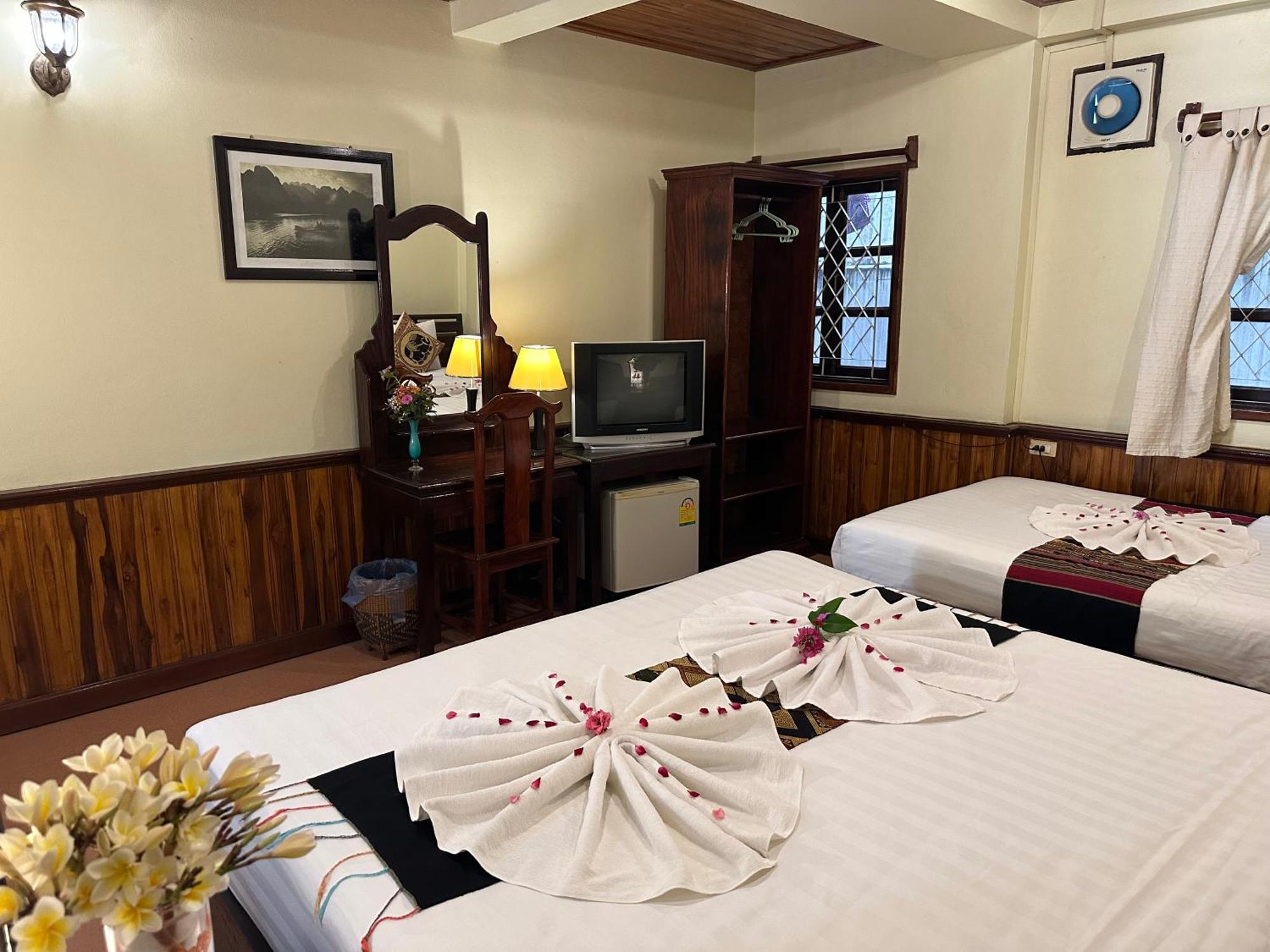 Villa Alounsavath Mekong Riverside Luang Prabang Exterior photo